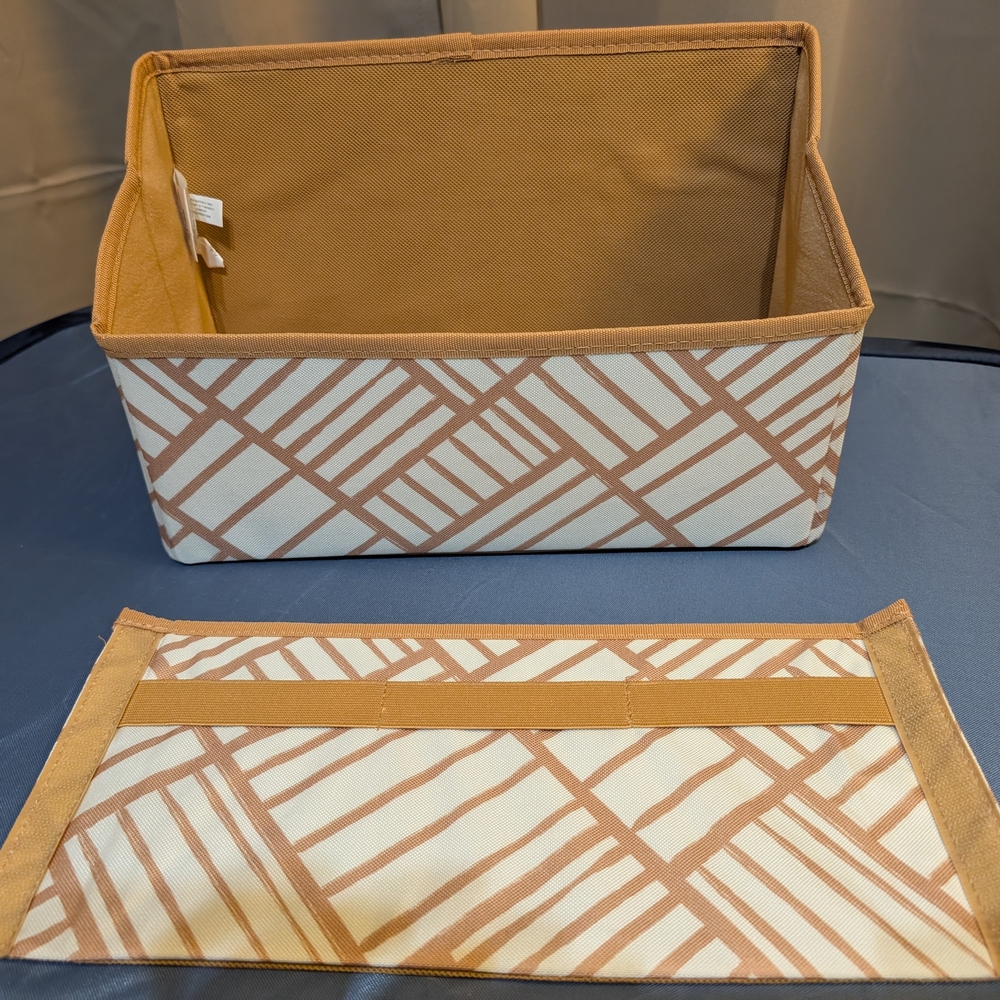 Thirty-One Tan and White Patterned Storage Bin